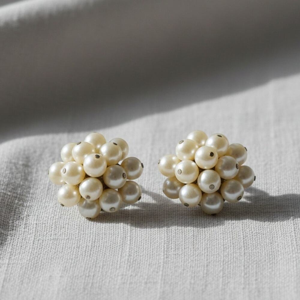 Vintage Faux Pearl Beaded Cluster Clip-On Earrings Antique Gold